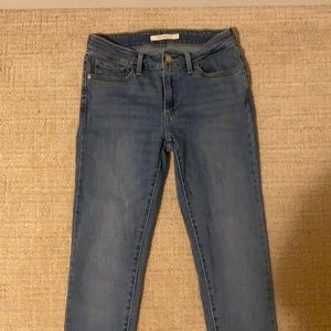 Levi skinny jeans